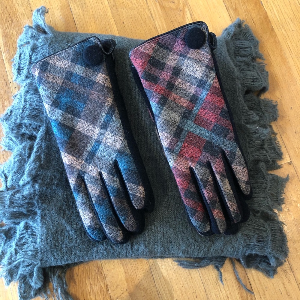 Plaid Chic - Gloves